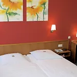 Trierer Hof Szálloda 3*